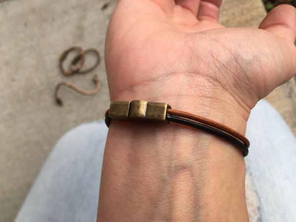 Charleston Charm Bracelet - Foxy Fossils